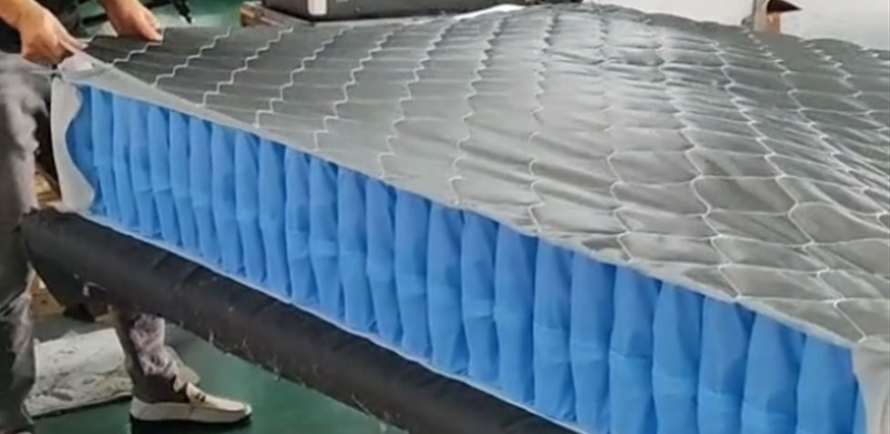 How Can PUR Adhesives Contribute to Low-VOC Eco-Friendly Production?